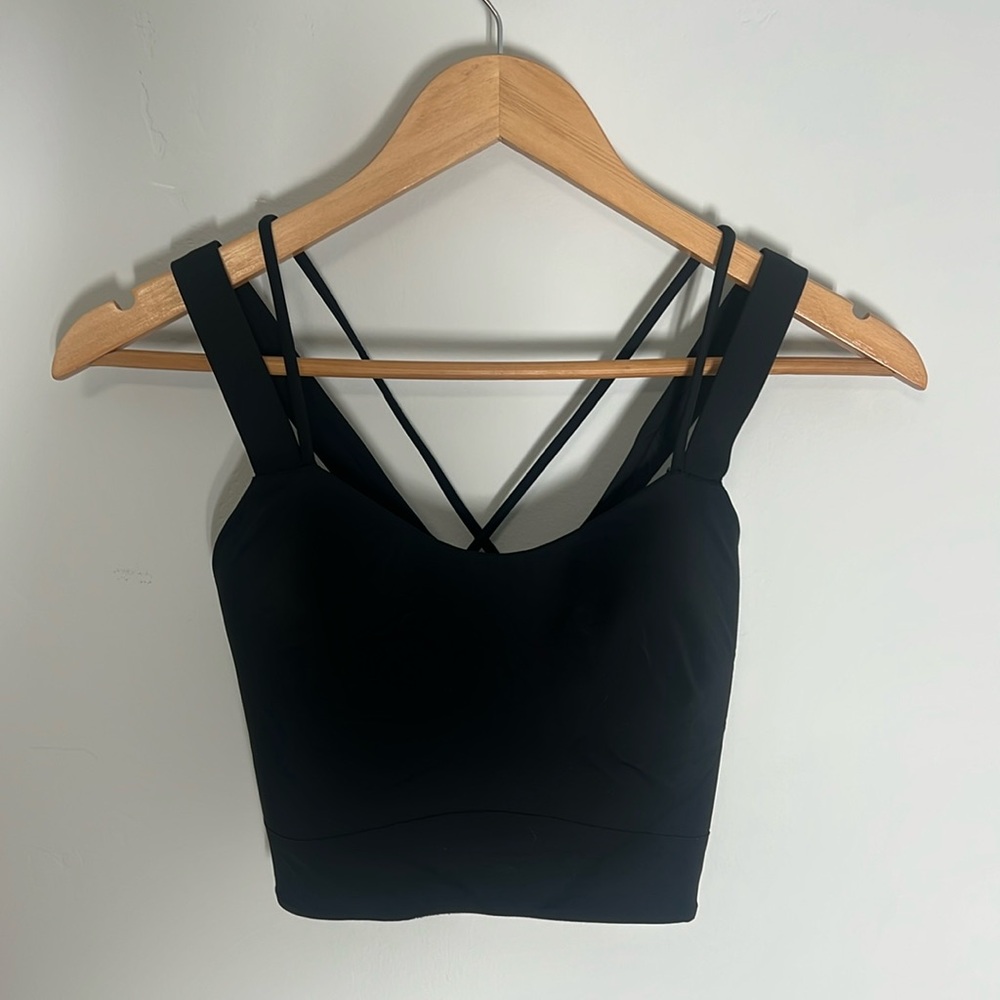 Lululemon Like a Cloud Long Line Sports Bra - Size 8 in Black